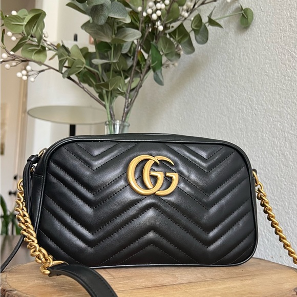GG Marmont Small Matelase Shoulder Bag - Picture 1 of 4